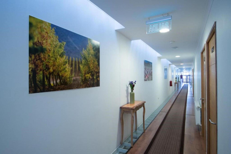 Others 5, Hotel Loreto, Santiago