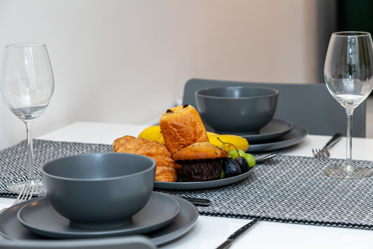 Food & Drinks, Harbour City Apartments, Manchester