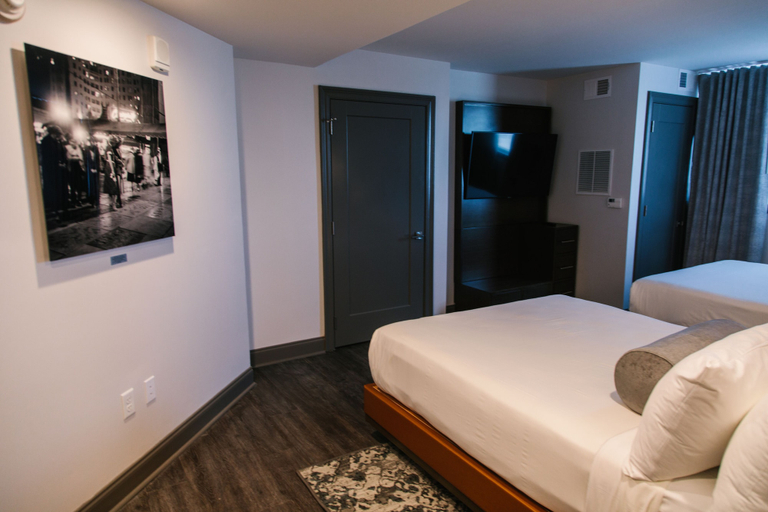 Bedroom 3, The Hotel Legends, Harrison