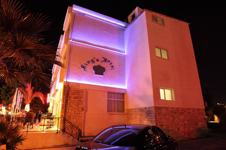 Exterior & Views 2, Kings Hotel