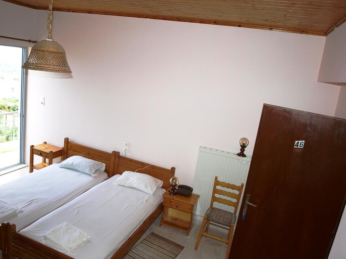 Bedroom 3, Hotel Pyrgos, Crete