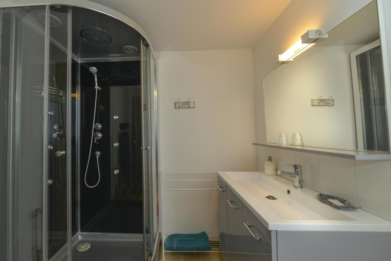 Bathroom 4, Chambre d'hôtes Agnes et Olivier, Tarn