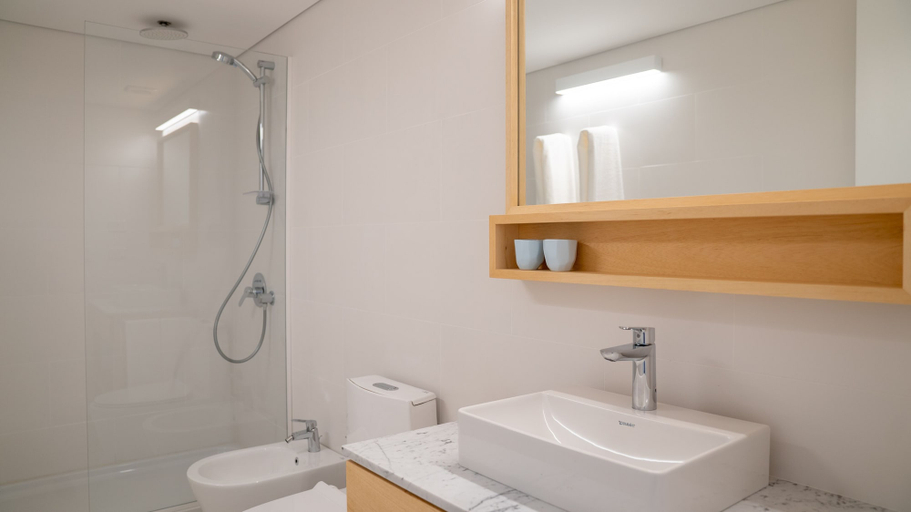 Bathroom 5, Casagrande Hotel and Beach Club, n.a523