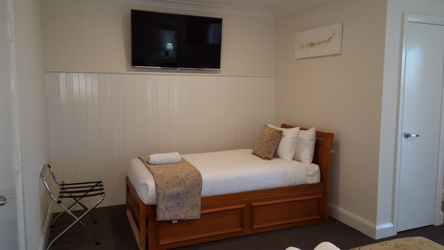 Bedroom 4, Gold Panner Motor Inn, Bathurst Regional - Pt A