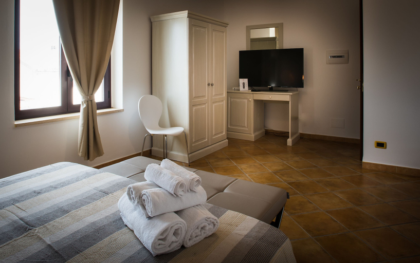 Bedroom 4, Villa Santadi Hotel, Carbonia-Iglesias