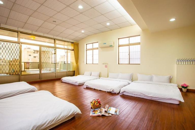 Bedroom 5, Haian Star, Tainan