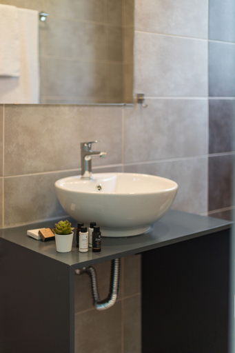 Bathroom 5, Local Hostel & Suites, Ionian Islands