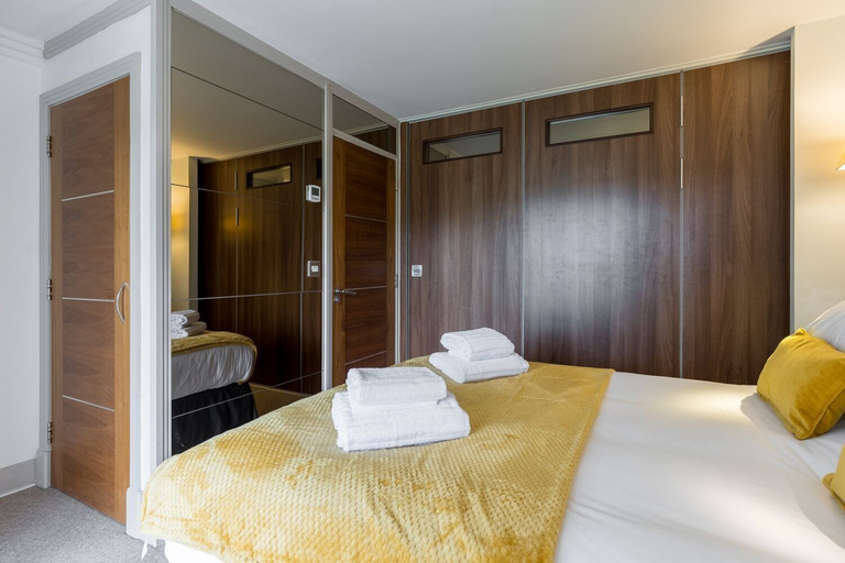 Bedroom 2, Cockles, Poole