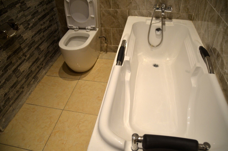 Bathroom 3, House X, AbujaMun