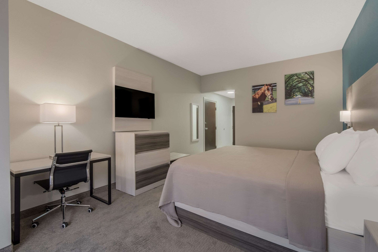 Bedroom 2, Quality Inn & Suites Aiken South, Aiken