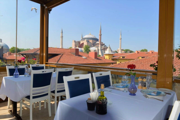 Food & Drinks 1, By Kinyas Hotel, Fatih