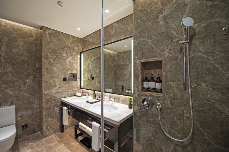Bathroom 4, Rainbird International Hotel, Chengdu