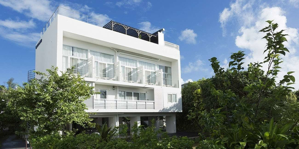 Wires Hotel Onna Clipper Okinawa Base, Onna