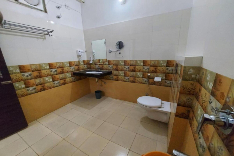 Bathroom 4, Hotel Harku Villa, Udaipur