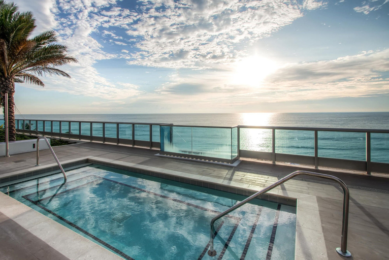 Sport & Beauty 3, Global Luxury Suites at Monte Carlo, Miami-Dade