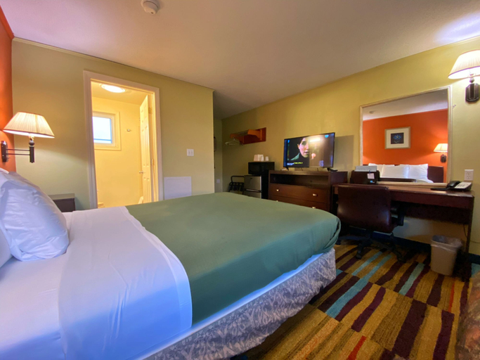 Bedroom 3, Best Stay Inn - Manchester, Hartford