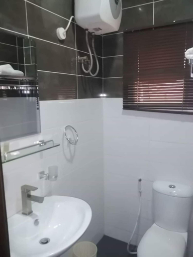 Bathroom 4, Witsspring Suites, Shomolu