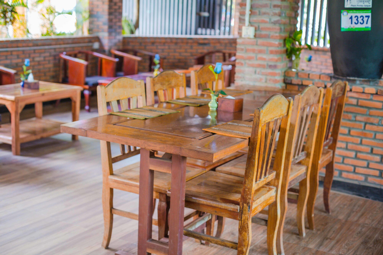 Food & Drinks 5, The Coconut House Villa, Svay Pao