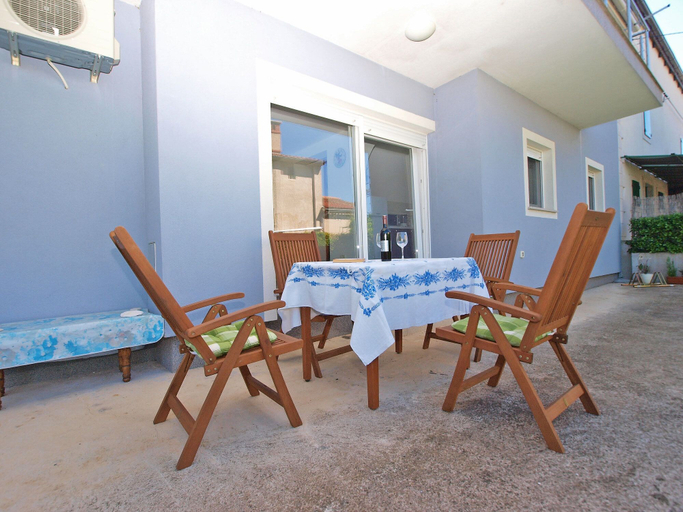 Others 5, Apartment 1307, Medulin