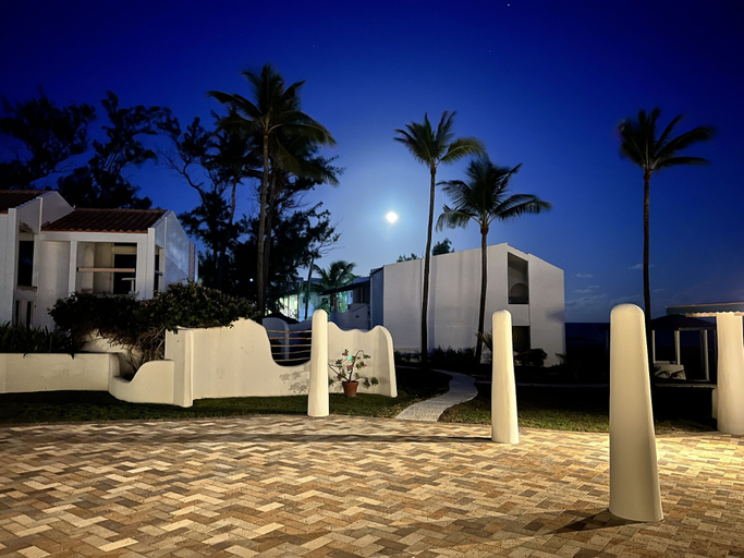 Exterior & Views 2, OceanBlue