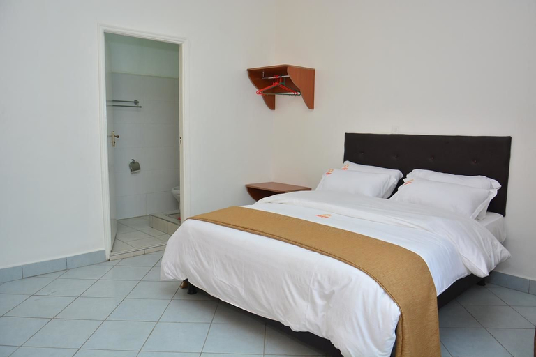 Bedroom 2, Sunway Hotel Nairobi - YOHOH, Starehe