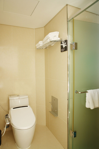 Bathroom 5, Riviera Hotel Geoje, Geoje