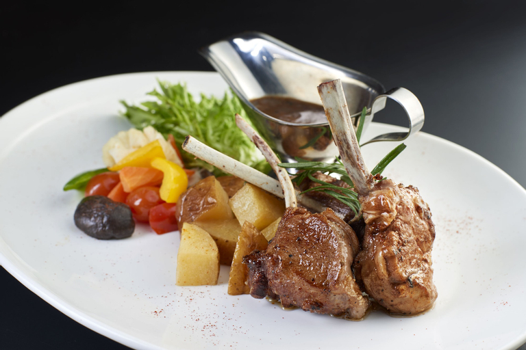 Food & Drinks 7
