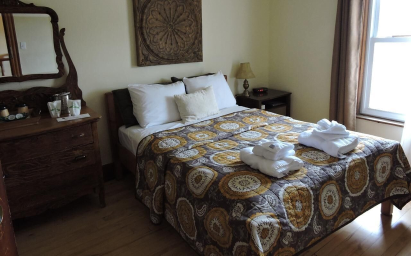Bedroom 3, Auberge Ayers Cliff, Memphrémagog