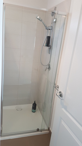 Bathroom 3, Apartment with views, Bass Coast Bal