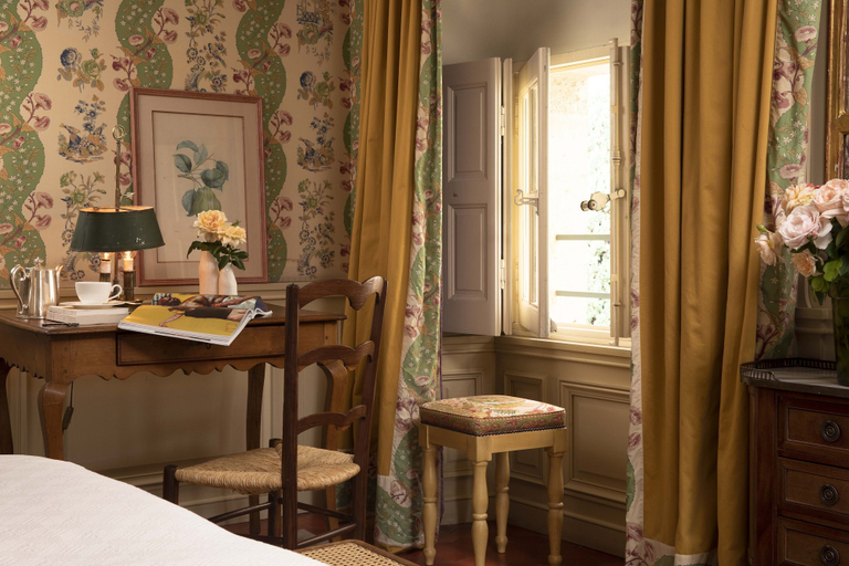 Bedroom 2, La Mirande Hotel, Vaucluse
