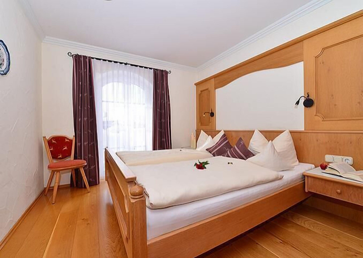 Bedroom 2, Landhaus Hubert's Hüs, Oberallgäu