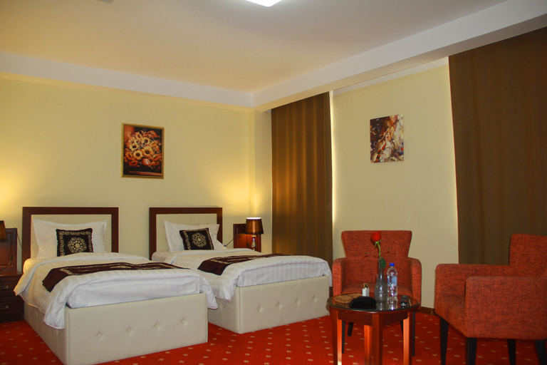Bedroom 4, Hotel Shumon, Rudaki