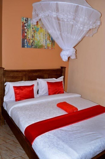 Bedroom 2, Mak Cottages, Busiiro