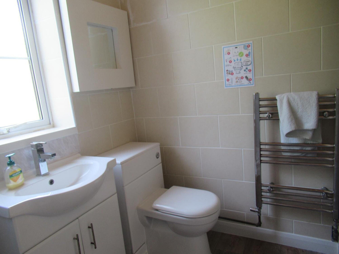 Bathroom 3, Foreshore House, Kent