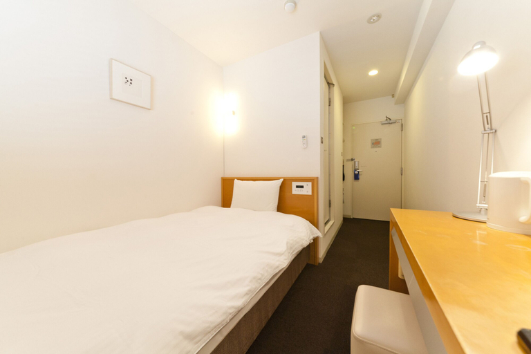 Bedroom 3, 7 Days Hotel, Kōchi