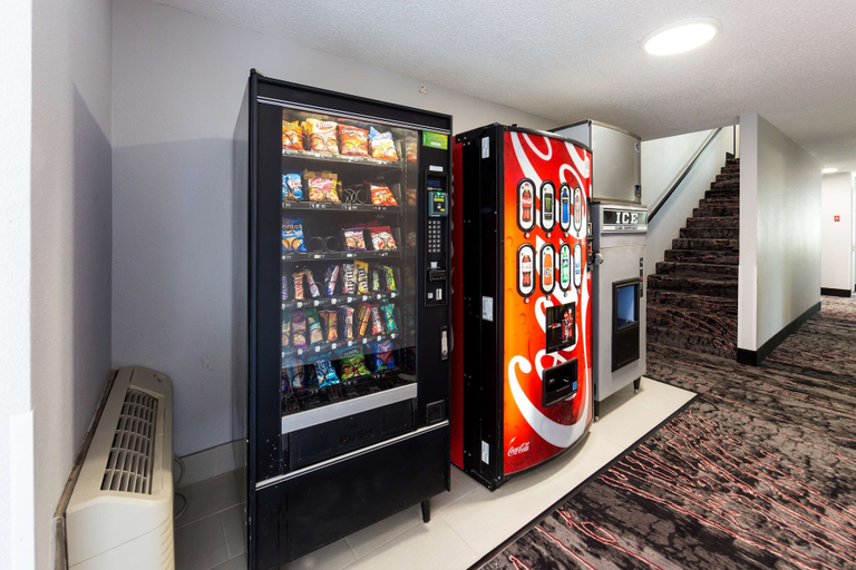 Food & Drinks 5, Red Lion Inn & Suites Grants Pass, Josephine