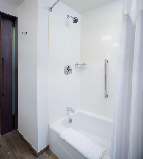 Bathroom 5, Hilton Garden Inn Providence, Providence
