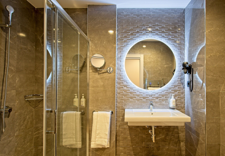 Bathroom 4, DWO Yuste Alcalá, Madrid