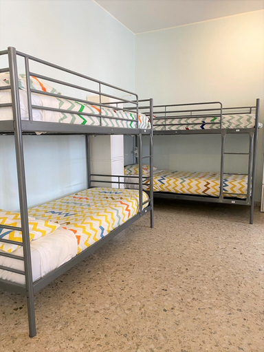 Bedroom 4, Olive Tree - Hostel, Bari