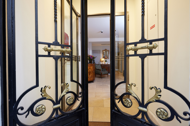 Exterior & Views 2, Relais Madeleine, Paris