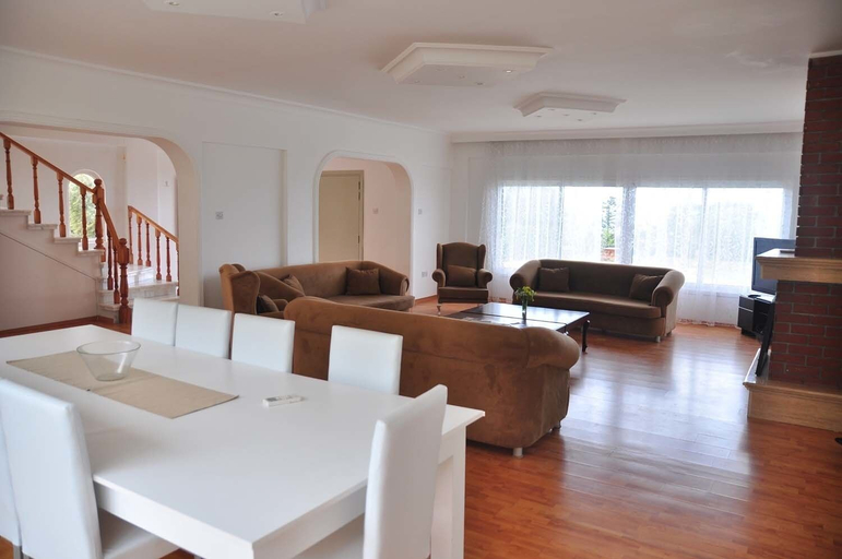 Others 4, Villa Olivia by Amy Villas