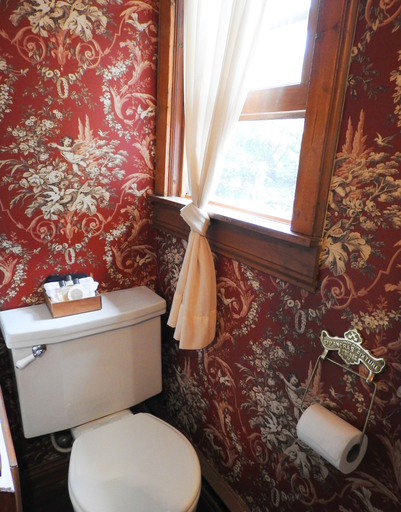 Bathroom 4, Champaign Garden Inn, Champaign