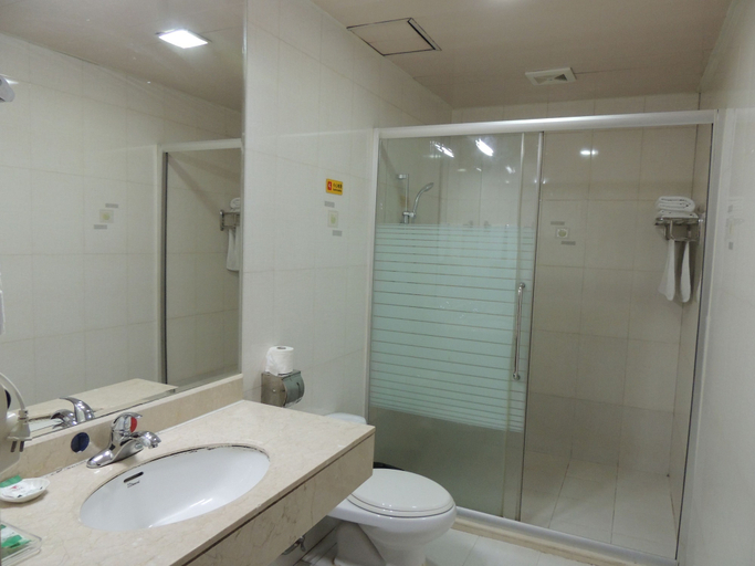 Bathroom 4, Hengdong Business Hotel - Guangzhou, Guangzhou