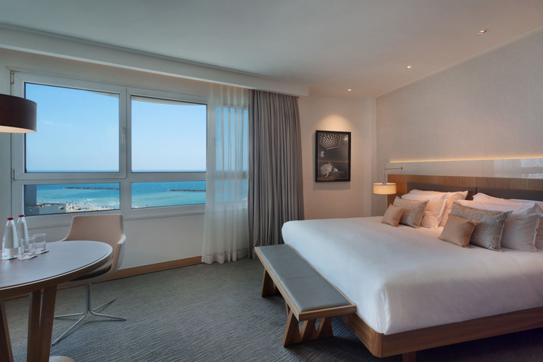 Bedroom 3, Sea Tower by Isrotel Design