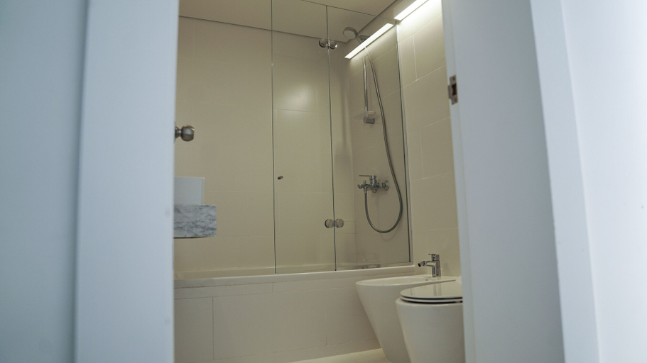 Bathroom 5, Casagrande Hotel and Beach Club, n.a523