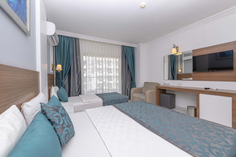 Bedroom 3, Armas Beach - All Inclusive, Kemer