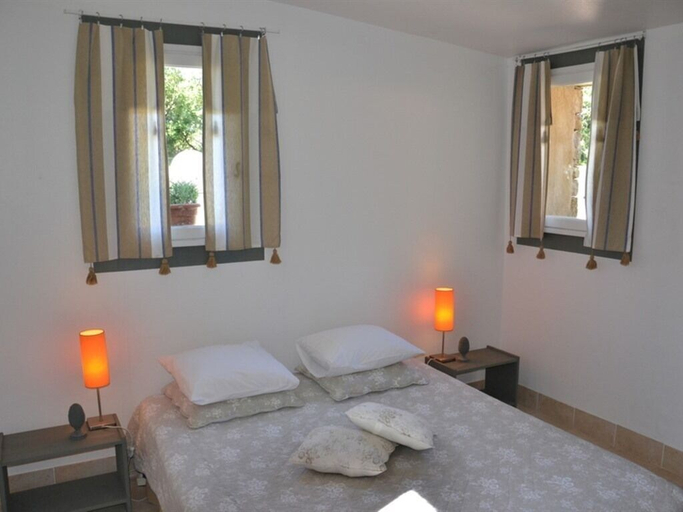 Bedroom 5, La Devinière, Drôme
