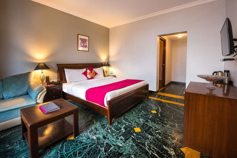 Bedroom 2, Green n Breeze Resorts, Dehradun