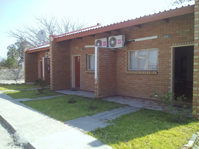 Exterior & Views 2, Semo Hotel, Ngamiland West