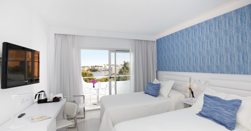 Bedroom 3, Reverence Mare Hotel - Adults Only, Baleares
